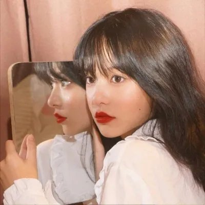 彼女